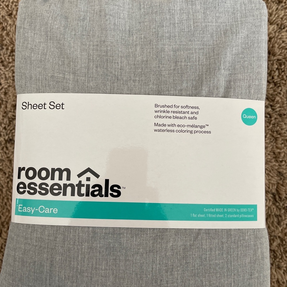 Easy Care Solid Sheet Set - Room Essentials™ Queen size